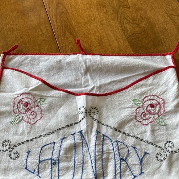 VINTAGE Nautical Embroidered Garment Bag with Sailboat Design - Picture 5 of 6